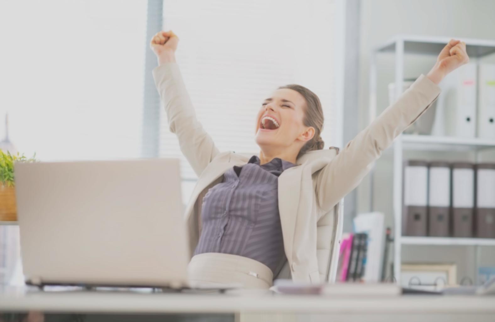 Equipo de cuadernoverde trabajando en planificación empresarial